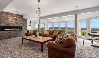 64 Sterling Pl, Bow, NH 03304