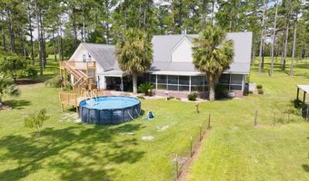 634 Alapaha River Dr, Alapaha, GA 31622