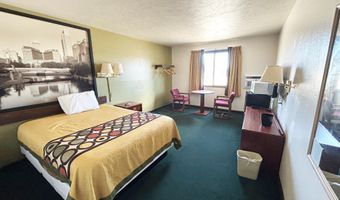 1025 E 4th St, Ainsworth, NE 69210