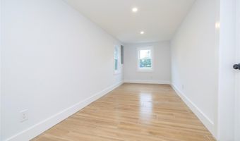 62 Central Ave, Amityville, NY 11701