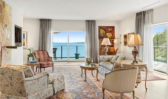 111 Harrison Ave A18, Newport, RI 02840
