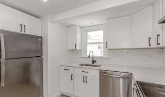19 Leigh Rd, Cumberland, RI 02864