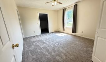 5390 Savannah Dr, Ashtabula, OH 44004