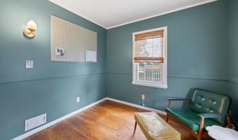 140 Garfield Rd, Bristol, CT 06010
