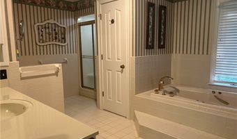 905 Meadow Ln, Anderson, SC 29621