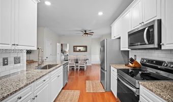 142 Regent Ave, Bluffton, SC 29910