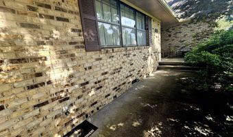 3110 Gaineswood Ave, Baxter Springs, KS 66713