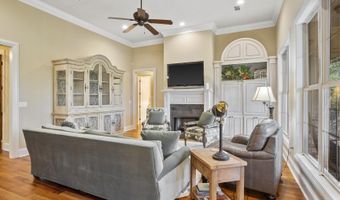 166 Woodlands Glen Cir, Brandon, MS 39047