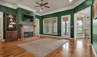 210 Grand Lake Dr, Arnaudville, LA 70512