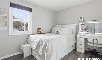 6866 Adaside Dr SE, Ada, MI 49301
