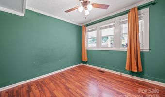 196 Spruce St, Badin, NC 28009