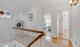 85 Bedford St, Bath, ME 04530