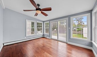 68 Prospect St, Amityville, NY 11701