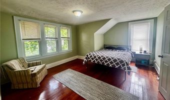 1030 Pitkin Ave, Akron, OH 44310