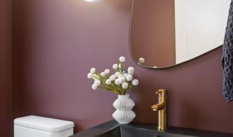 742 Honey Crk, Ada, MI 49301