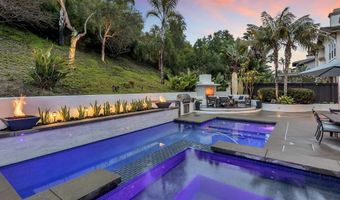 6402 Topmast Dr, Carlsbad, CA 92011