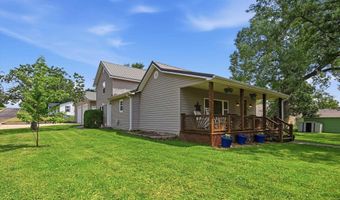 331 W 8th St, Alma, KS 66401