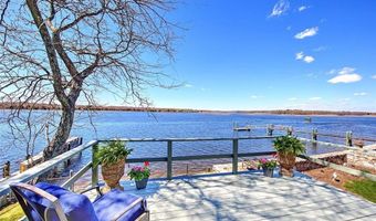 35 Hanson Rd, Barrington, RI 02806