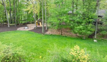 6315 Lehigh Ct SE, Ada, MI 49301