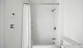 38 Hichborn 303, Boston, MA 02135