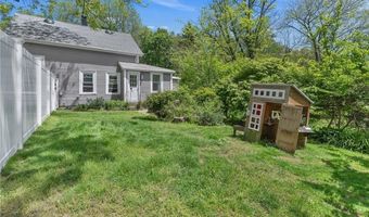 19 Hardwick St, Cumberland, RI 02864