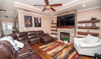 516 Abberly Ln, Boiling Springs, SC 29316