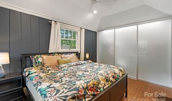 1933 Thurmond Pl, Charlotte, NC 28205