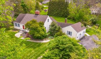 10 Cedar Wax Wing Rd, Allamuchy Twp., NJ 07840