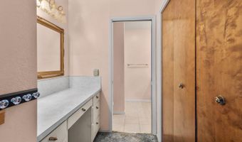 506 La Tierra Dr, Angwin, CA 94508