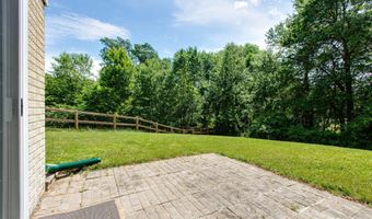 8101 GLEN ARBOR Dr, Baltimore, MD 21237