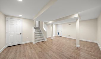 5104 SCARSDALE Rd, Bethesda, MD 20816