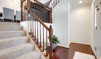 25099 PRAIRIE FIRE Sq, Aldie, VA 20105
