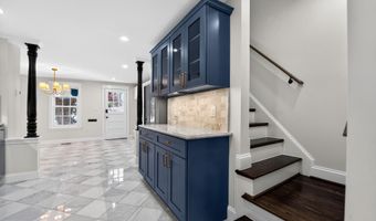 9 COLLEGE Ave, Annapolis, MD 21401