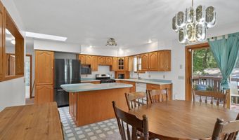 8210 GROVE Ave, Wisconsin Rapids, WI 54494