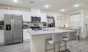 9926 Daffodil Hills St, Las Vegas, NV 89141