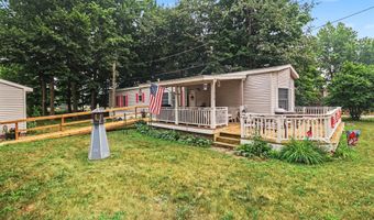 17039 3rd St, Arcadia, MI 49613