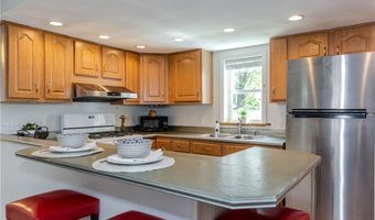 48 Lane 5, Warwick, RI 02888