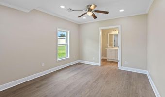 610 Decker St, Jennings, LA 70546