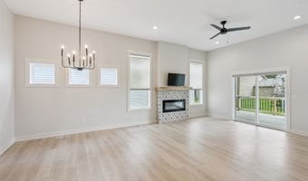 905 W Trace Dr, Polk City, IA 50226