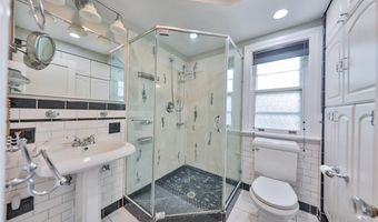 30 S Muhlenberg St, Allentown, PA 18104