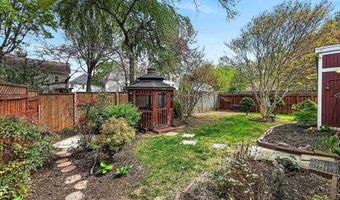 7052 WARDELL St, Annandale, VA 22003