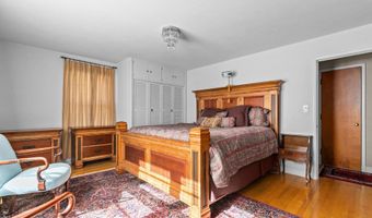 32 GARDEN Ct, Appleton, WI 54915