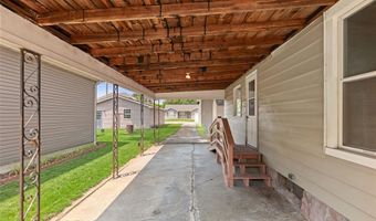 106 W Elm St, Alton, IL 62002