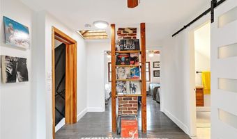 27 S Baptist St, Newport, RI 02840