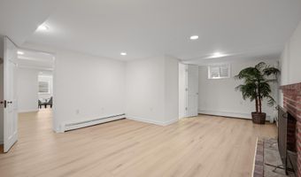 4009 64TH St, Bethesda, MD 20816