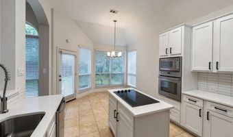 3867 Ridgelake Ct, Addison, TX 75001