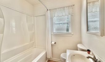 633 ROBERTS Ave, Franklinville, NJ 08322