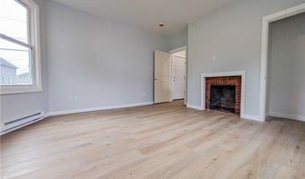 99 Walnut St 1B, East Providence, RI 02914