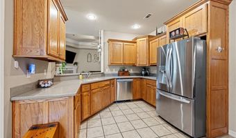 422 Hidden Oaks Rd, Alma, AR 72921