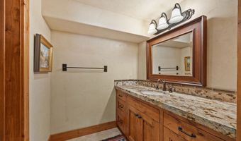 13471 Albright Ln, Bigfork, MT 59911
